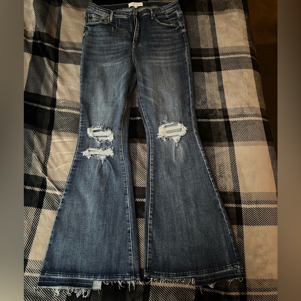 EUC Risen Size 13/31 High Rise Flare Jeans - Picture 3 of 8